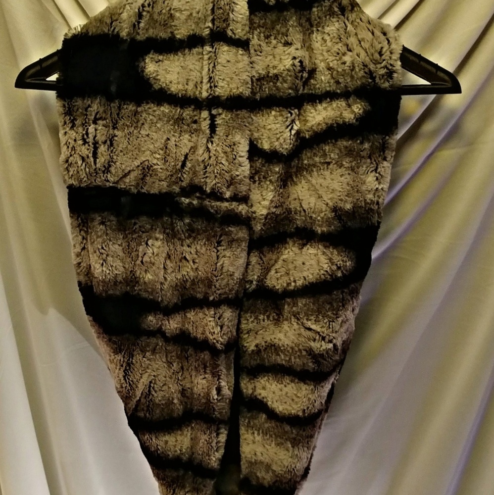 🆒🆕Infinity scarf - Picture 3 of 4